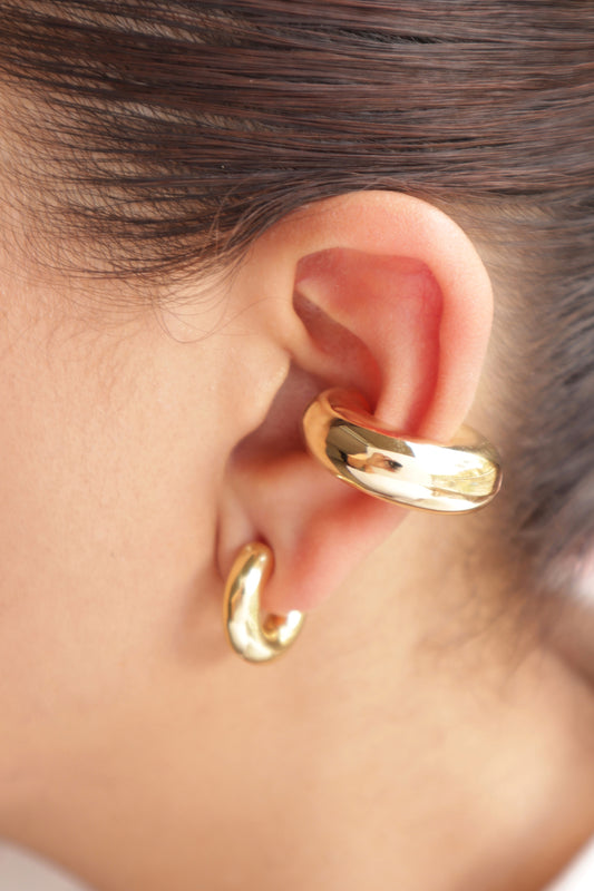 Earcuff gold chunky