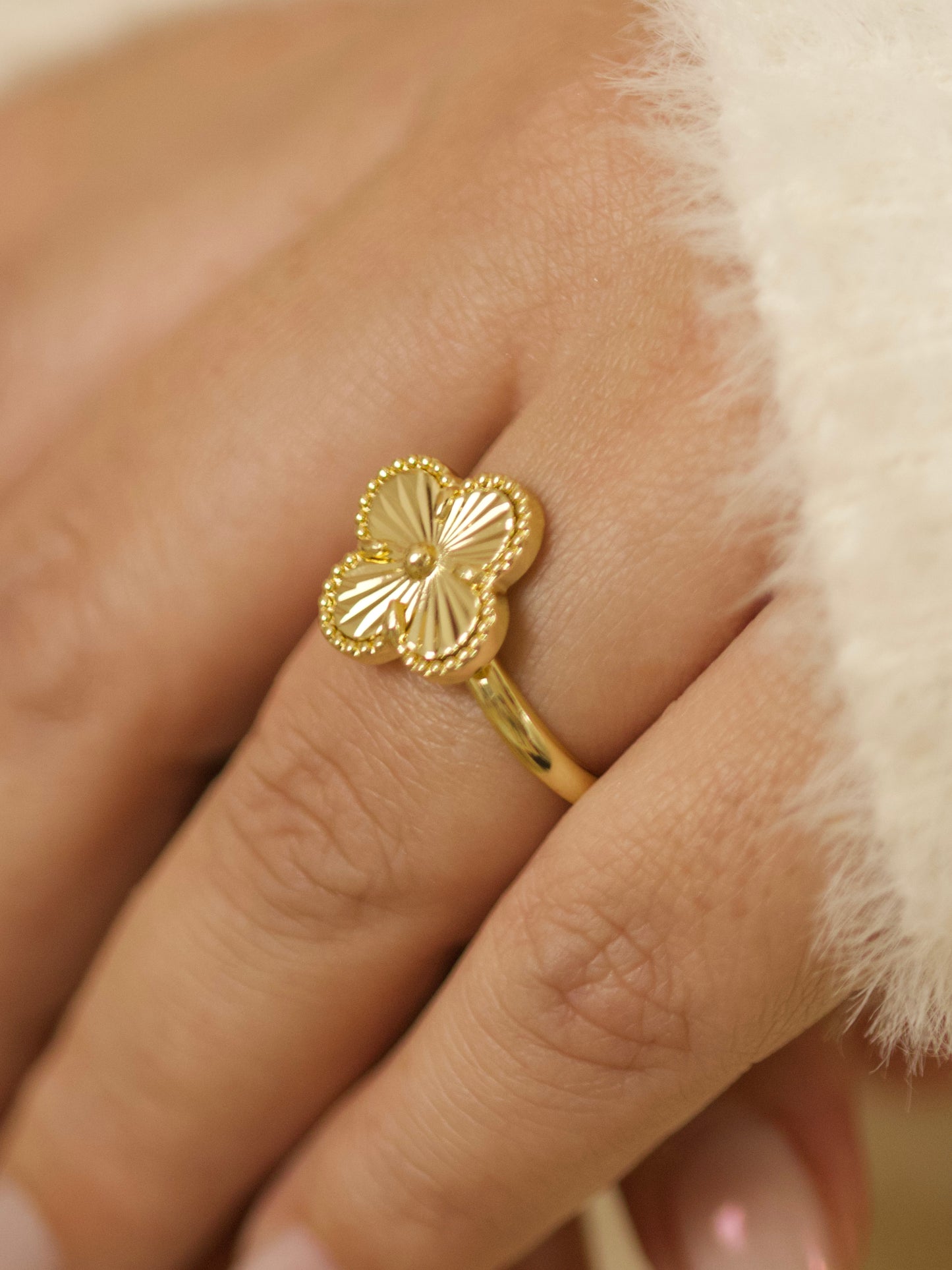 Anillo Flora Gold